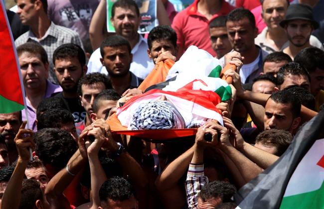 استشهاد شاب فلسطيني متأثرا بجروح أصيب بها برصاص الاحتلال الإسرائيلي