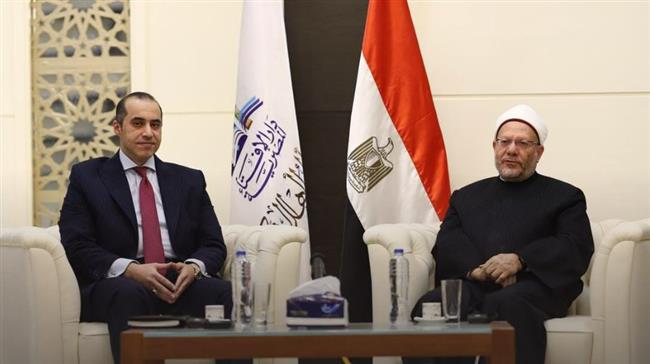 حملة المرشح الرئاسي عبد الفتاح السيسي تلتقي مفتي الديار المصرية بدار الإفتاء 