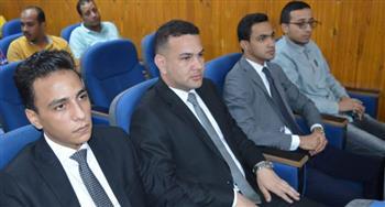 عميد حقوق جنوب الوادى يعقد اجتماعا لمناقشة التوعية بضرورة المشاركة في الانتخابات الرئاسية