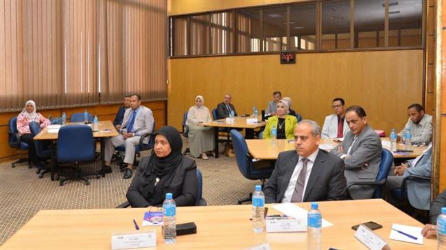 جامعة أسيوط تطلق برنامج تدريبي لتأهيل الأساتذة المتقدمين لشغل منصب عميد كلية