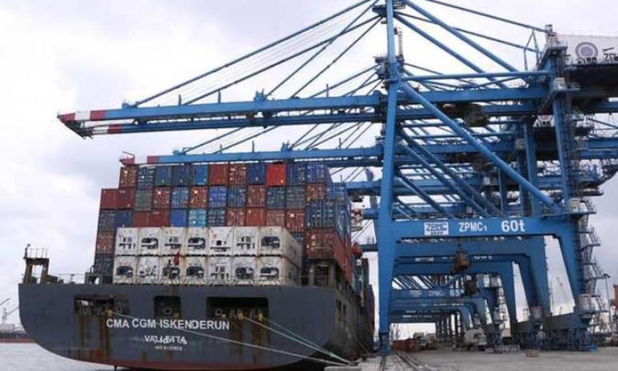 تداول 34 سفينة حاويات وبضائع عامة في ميناء دمياط