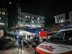   9 آلاف من الطواقم الطبية والجرحى.. الاحتلال يقصف 5 مبان في مجمع الشفاء الطبي بغزة
