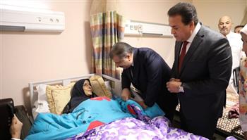   وزير الصحة ونظيره التركي يزوران الجرحى الفلسطينيين بالمستشفيات المصرية