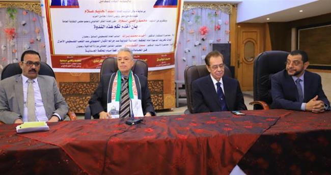 "المحامين" تبحث تحريك دعوى أمام الجنائية الدولية ضد جرائم الاحتلال 