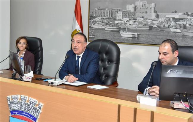 محافظ الإسكندرية يشهد انتهاء فعاليات برنامج "المرأة تقود في المحافظات المصرية"