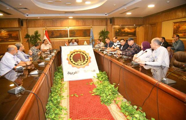 محافظ الغربية يعقد اجتماعًا تنسيقيًا لمتابعة سير العمل بالمستشفيات