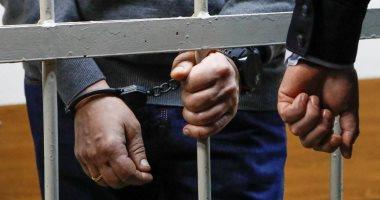 تجديد حبس شخص بتهمة الاتجار فى النقد الأجنبى بحلوان