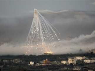المرصد الأورومتوسطي: الاحتلال ضرب 300 قنبلة فسفورية على المدنيين في غزة