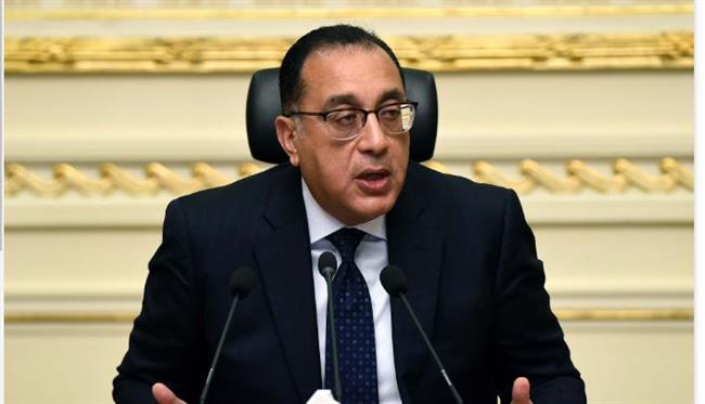 مدبولي يستمع لشرح عن المشروعات في معرض Cairo ict 