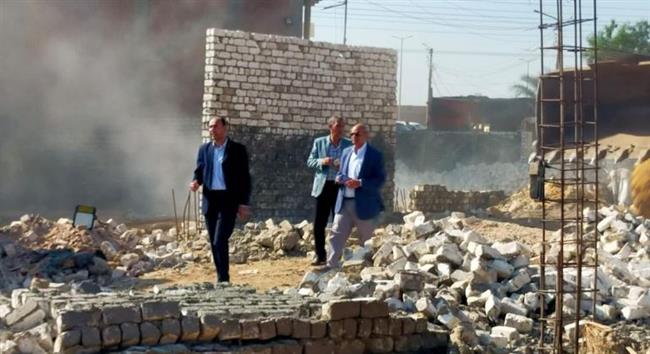 محافظ الفيوم: إزالة 58 حالة تعدٍ بالبناء المخالف على الأراضي الزراعية بالفيوم