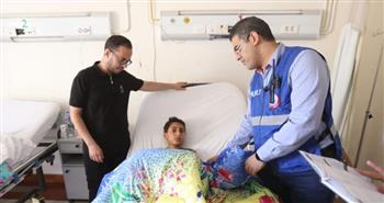   الصحة: وصول مجموعة ثانية من الأشقاء الفلسطينيين المصابين في أحداث غزة للعلاج بمصر 