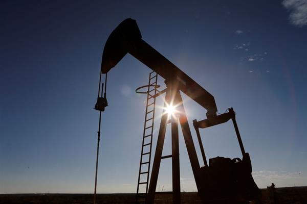 ارتفاع أسعار النفط في بداية التعاملات اليوم الإثنين