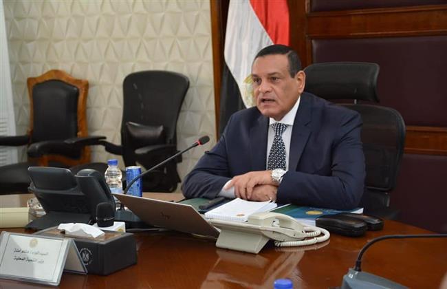 وزير التنمية المحلية يتابع جهود المحافظات في مواجهة موجة الطقس السيئ