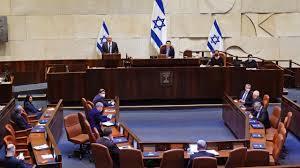 أهالي الأسرى الإسرائيليين يطالبون وزير الأمن الأسرائيلي بعدم الحديث عن إعدام معتقلي حماس