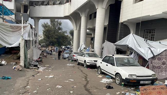 غزة.. استشهاد 3 أطباء في قصف إسرائيلي على مستشفى العودة شمالي القطاع