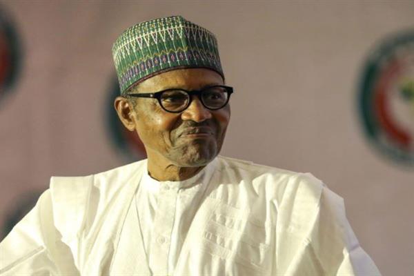 وفق مقاييس خاصة.. رئيس نيجيريا السابق يدعو إلى بناء "ديمقراطية جديدة في إفريقيا"