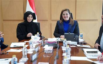   "السعيد" تبحث مع وزيرة التعاون القطري سبل التعاون المشترك