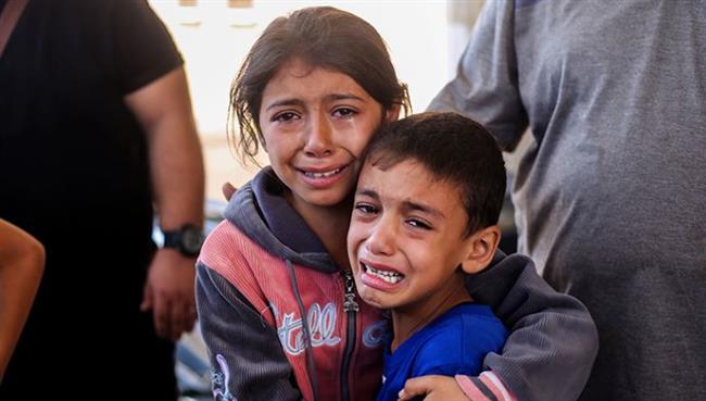 اليونيسف: أكثر من 800 ألف طفل نازح في غزة يبحثون عن الملاذ الآمن في ملاجئ مكتظة
