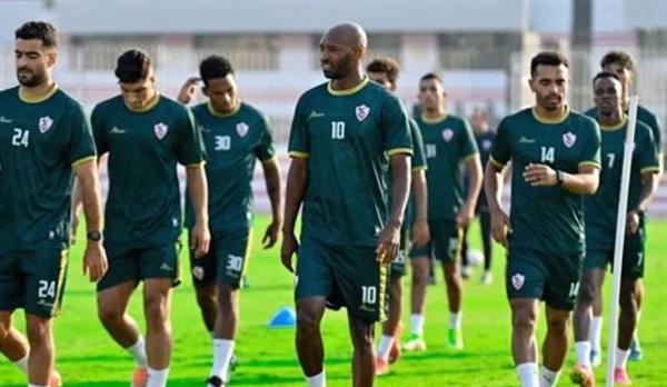 "سليمان" يعقد جلسة مع لاعبي الزمالك ومدير الكرة قبل مران اليوم