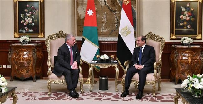 السيسي وملك الأردن يؤكدان ضرورة وقف دائم لإطلاق النار فى غزة