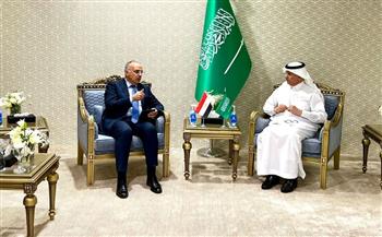   سويلم يلتقي وزير البيئة السعودي وبحث تعزيز التعاون في مجال تحلية المياه 