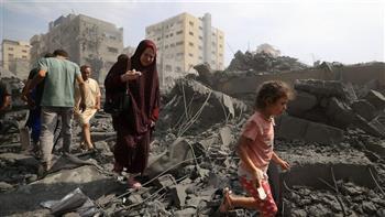 الأمم المتحدة: ما يقرب من 800 ألف امرأة نزحن من قطاع غزة منذ بدء العدوان