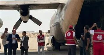 وصول طائرة مساعدات تابعة لـ«أونروا» إلى مطار العريش لنقلها لغزة