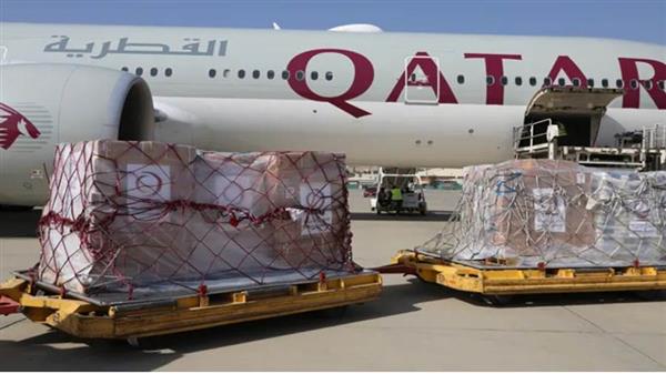 دعمًا لغزة.. طائرة مساعدات قطرية تتوجه إلى العريش