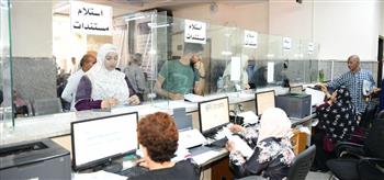   نائب محافظ قنا يتفقد المركز التكنولوجي لخدمة المواطنين بنجع حمادي 