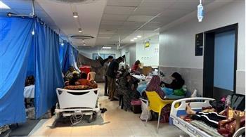   الهلال الأحمر: إجلاء 90% من مرضى وجرحى الشفاء بقطاع غزة