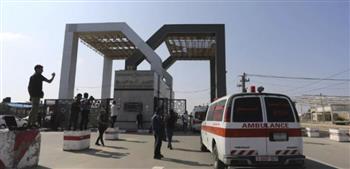 معبر رفح يستقبل 10 جرحى فلسطينيين لتلقي العلاج في مصر