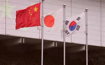   وزيرا خارجية الصين واليابان يزوران كوريا الجنوبية لإجراء محادثات ثلاثية