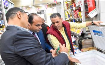   الإسكندرية.. نائب المحافظ يتابع مبادرة خفض أسعار السلع الأساسية