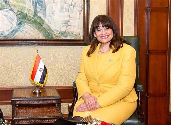وزيرة الهجرة: نعكف على حل العوائق أمام الناخبين في الخارج قبل الانتخابات الرئاسية