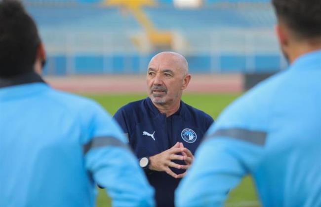 الدوري المصري.. "باتشيكو" يعلن قائمة بيراميدز لمواجهة الإسماعيلي