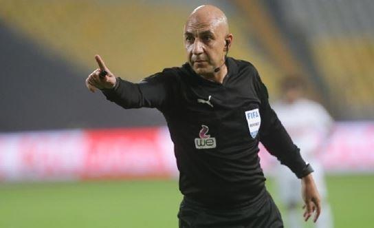 الدوري المصري.. محمد عادل حكما لمباراة الأهلي وسموحة غدا