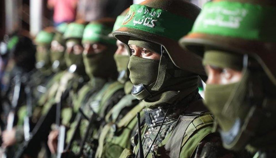 «القاهرة الإخبارية»: حماس تتفاوض مع الاحتلال الإسرائيلي بشأن قائمة تضم 50 أسيرة