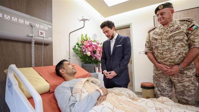 ولي العهد الأردني يزور مصابي المستشفى الميداني "غزة/76" بمدينة الحسين الطبية