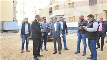 محافظ الغربية يتفقد تطوير عمارات الأوقاف بالعجيزي ومشروع محطة البيض في جولته المسائية