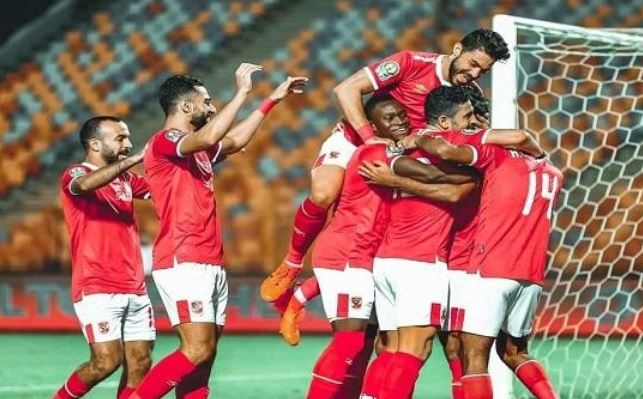 الدوري المصري.. لجنة المسابقات تؤجل مباراة الأهلي و زد