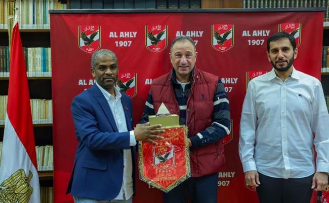 الخطيب يستقبل رئيس الاتحاد الإماراتي لكرة اليد 