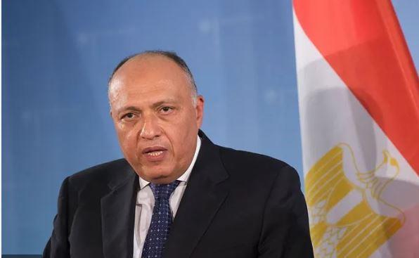 شكرى يؤكد أهمية الضغط على إسرائيل لوقف سياسات العقاب الجماعي في غزة