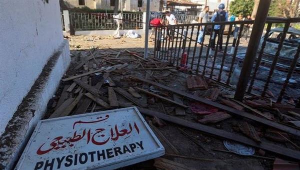 طائرات الاحتلال تقصف محيط مجمع الشفاء الطبي في مدينة غزة