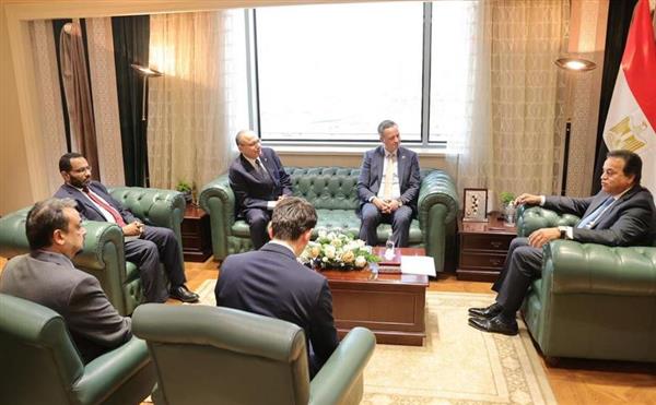 وزير الصحة يستقبل السفير التركي لدى مصر ورئيس الوكالة التركية "تيكا"