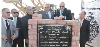 "غنيم" يضع حجر أساس المشروع السكني لـ نادي قضاة مصر ببني سويف