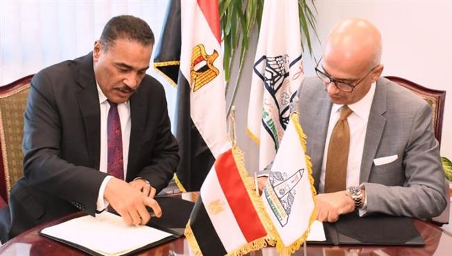 بروتوكول تعاون بين محافظة مطروح وجامعة عين شمس لعقد دورات تدريبية بمكتبة مصر العامة