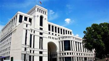 وزير الخارجية الأرميني يبحث مع نظيره الروسي الأجندة الثنائية والدولية