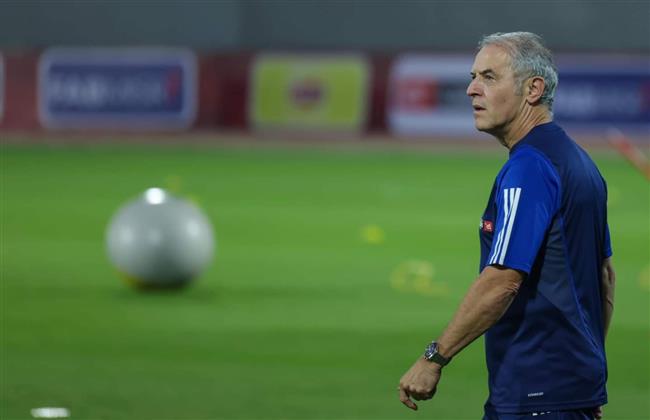 الدوري المصري.. "كولر" يعلن تشكيل الأهلي لمباراة المقاولون العرب