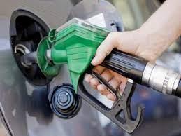   وزير البترول يكشف سبب أسعار البنزين