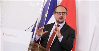   وزير خارجية النمسا: الحكومات الأوروبية قد تنهار بسبب قضية الهجرة